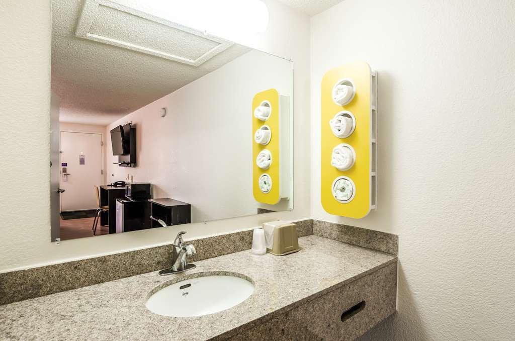 Motel 6 Troutville, Va 객실 사진