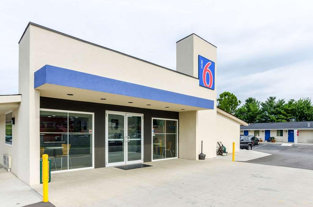Motel 6 Troutville, Va 외부 사진